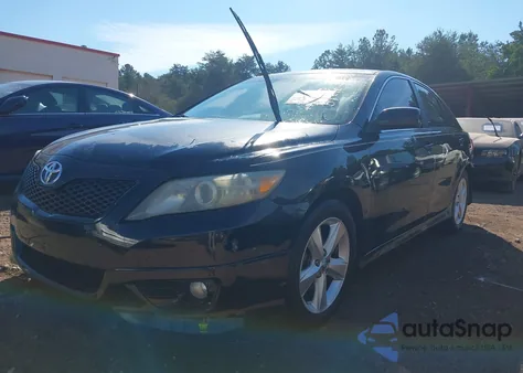 2010 Toyota Camry Se z USA, uszkodzony, nr VIN 4T1BF3EK9AU020045